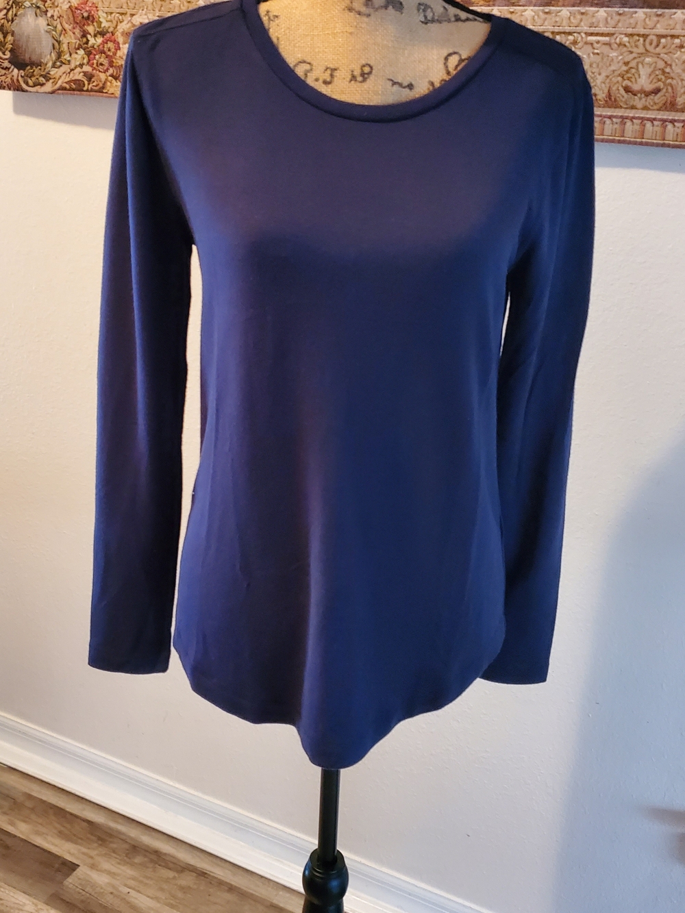 Women’s Long Sleeve Crewneck Top - Navy